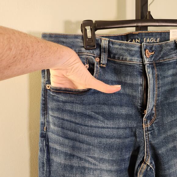 AE NWT Ne(x)t Level Low-Rise Favorite Boyfriend Jeans, X-Short, Size 14 - Picture 7 of 9